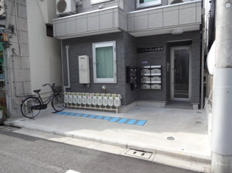 【エントランス】