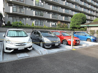 【駐車場】 | エンゼルハイム綱島第３ | 駐車場