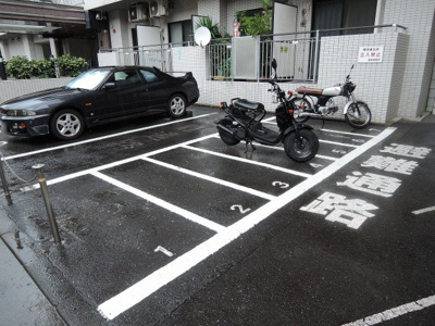【その他共用部分】 | コスモ横浜吉野町 | バイク置場