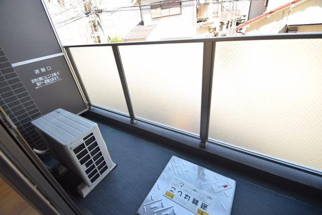 ドゥーエ西船橋のバルコニー|奥行のあるバルコニー