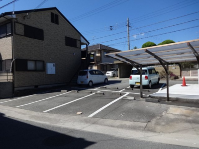 【駐車場】 | クレイコート | 駐車場！