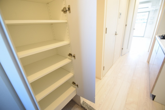 ドゥーエ西船橋の玄関|下駄箱