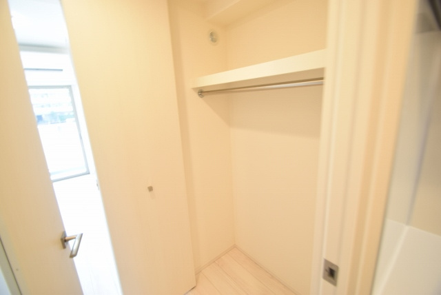 ドゥーエ西船橋の収納|クローゼットタイプの収納です