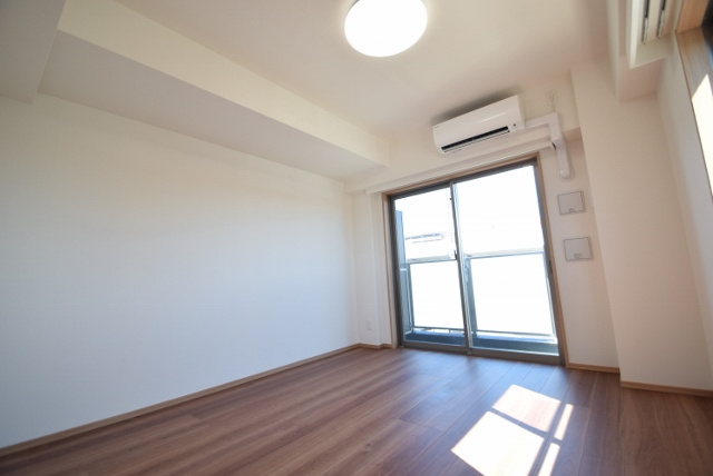 ドゥーエ西船橋の居間・リビング|ペット飼育可（犬・猫）１匹まで