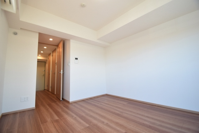 ドゥーエ西船橋の寝室|階数によってフローリングの色がかわります