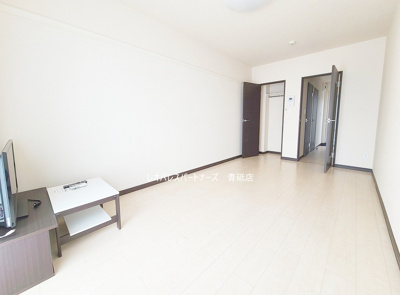 【居間・リビング】 | さくらブリアン  | 参考写真：現況優先