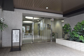 【エントランス】