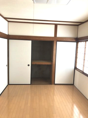 K事務所住宅　の洋室