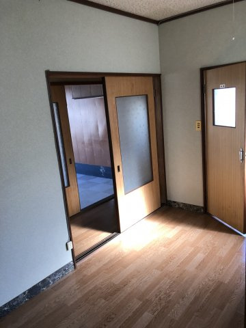 K事務所住宅　の居間・リビング