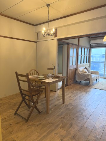 矢木ハイツの洋室