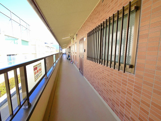 ラフィネ（三条宮前町）のその他共用部分|共用廊下