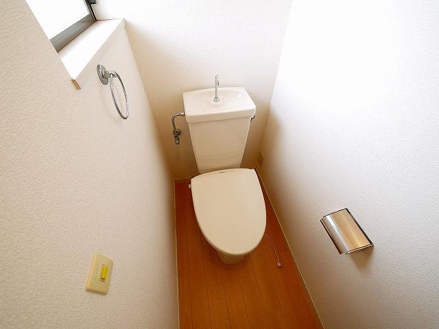 白庭台１丁目貸家のトイレ
