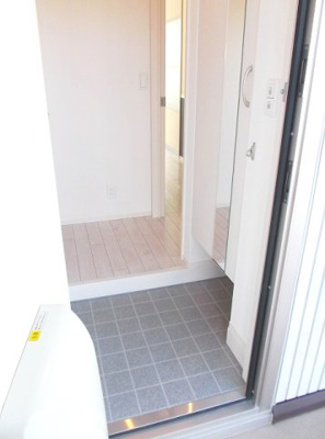 【エントランス】 | グリッター・プルース