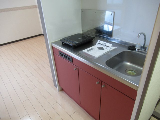 レジデンス大手町のキッチン