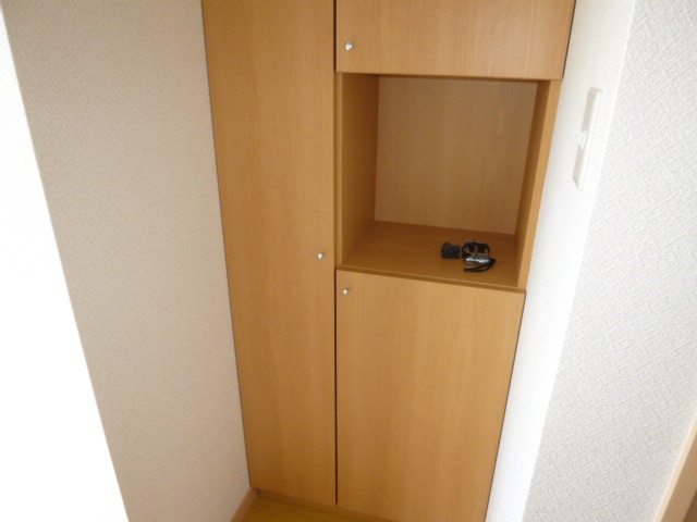 Ｎ－ｓｔｙｌｅの内装|シューズボックス
