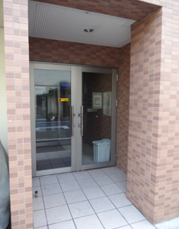 【エントランス】