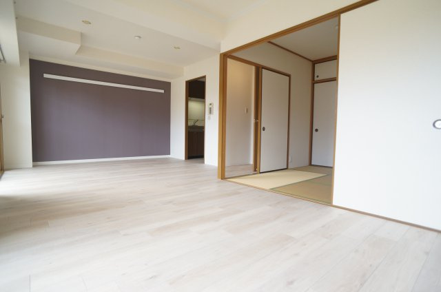 牡丹園壱番館の居間・リビング