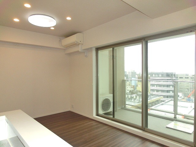 ParkAxis新御徒町Eastの設備|テーブルソファー配置しやすい間取りです