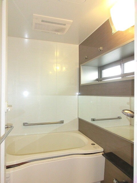 ParkAxis新御徒町Eastの浴室|追焚、浴室換気乾燥機