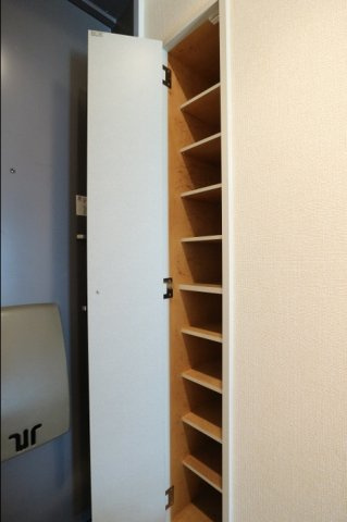 ローズ・ウッドの玄関