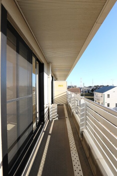 ローズ・ウッドのバルコニー