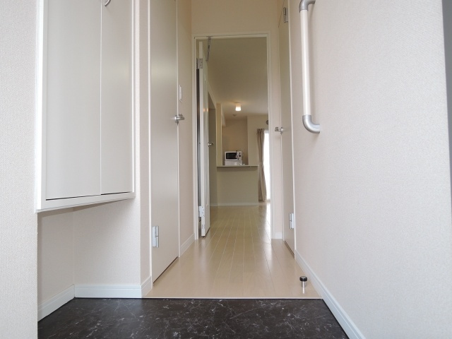 【玄関】 | レオネクストさくら