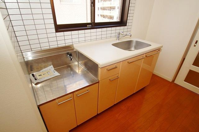 ティ・ファインズ平尾のキッチン|ティ・ファインズ平尾（2DK）　キッチン