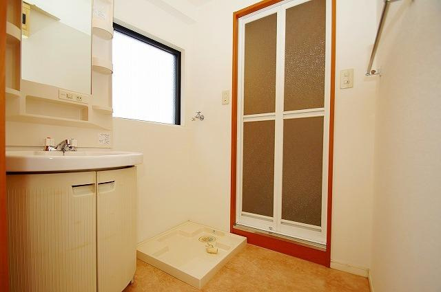 ティ・ファインズ平尾の洗面所|ティ・ファインズ平尾（2DK）　洗面所