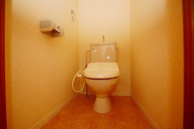 ティ・ファインズ平尾のトイレ|ティ・ファインズ平尾（2DK）　トイレ