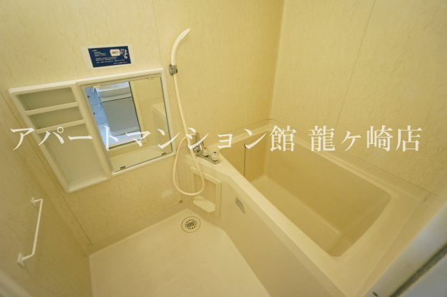 サニーサイドコートCの浴室