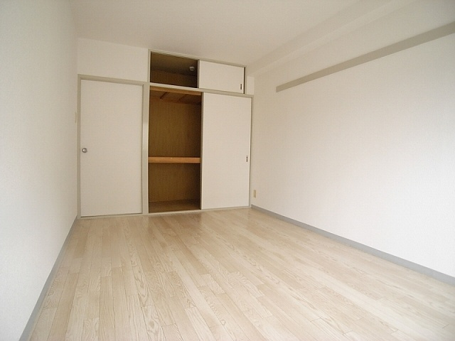 【洋室】 | レジデンス宮本Ⅱ