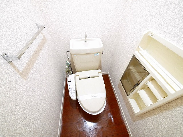 メゾンソワニエＢ棟の玄関|毎日通る玄関はこちらです