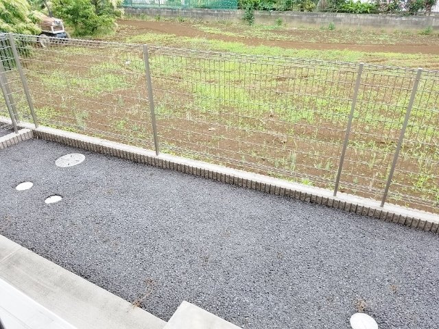 アルコバレーノのバルコニー|広々としたテラス