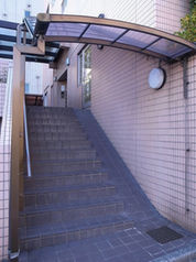 【エントランス】 | 東五番館