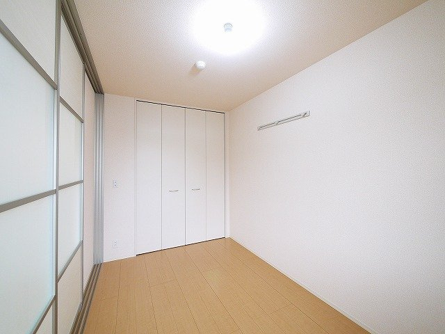 プラナスの洋室|広々とした洋室です