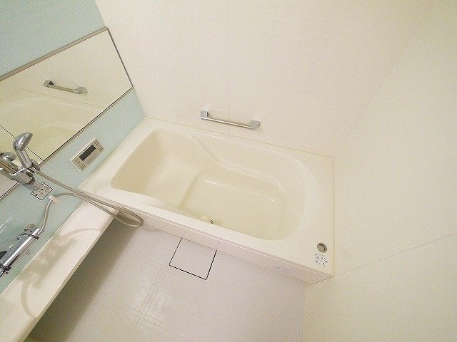 プラナスの浴室|コンパクトで使いやすいお風呂です