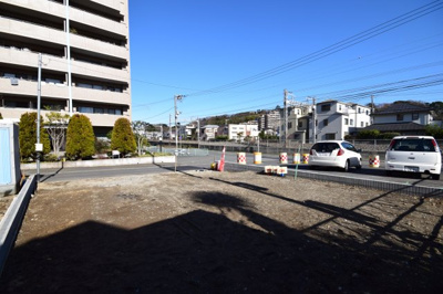 【前面道路含む現地写真】 | MLH本藤沢１丁目（no.1）-売地 | 北東角地の整形地です☆