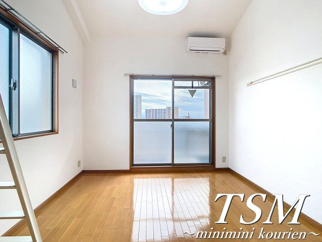 ロータリーマンション香里西之町の洋室