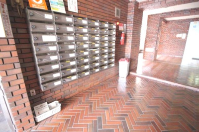 【エントランス】 | グランドハイツタカノ | 集合ポストです！