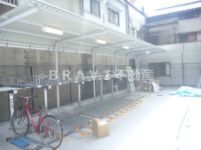 パークアクシス大阪新町　BRAVI不動産のその他共用部分|【パークアクシス大阪新町】駐輪場