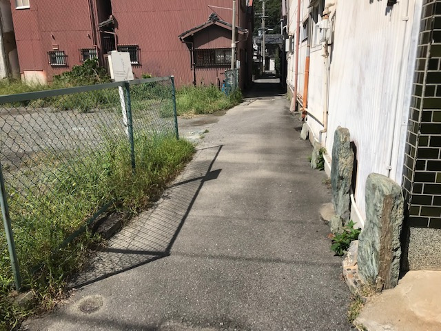 海南市黒江・土地・55663の前面道路含む現地写真
