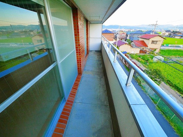 ハイツ108のバルコニー|広々としたバルコニーです