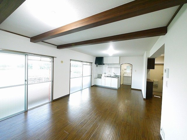 ハイツ108の居間・リビング|ゆったり過ごせる居間です