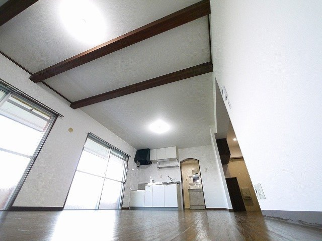 ハイツ108の居間・リビング|ゆったりとした居間です