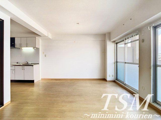 八坂一番館の居間・リビング