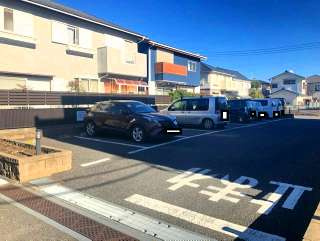【駐車場】 | エスト逆井