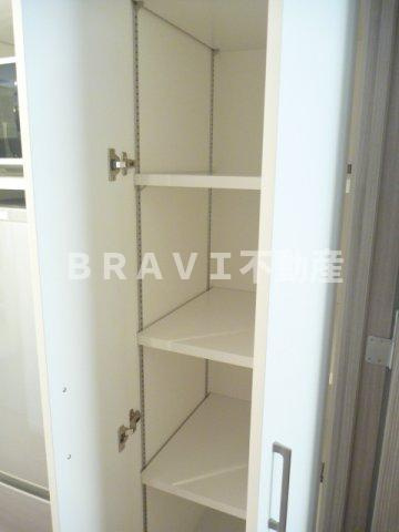 パークアクシス大阪新町　BRAVI不動産の収納