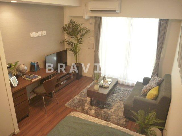 パークアクシス大阪新町　BRAVI不動産の洋室