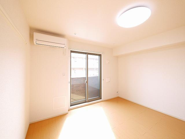 フォンテーヌ　Ｎ－Ⅴの洋室|スタンダードな洋室です