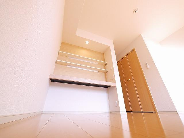 フォンテーヌ　Ｎ－Ⅴの収納|大きなスペースがあり、収納には困りません